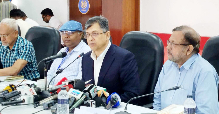 সালাহউদ্দিন আহমদ