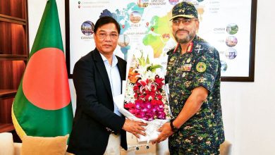 বেসামরিক বিমান ও পর্যটন মন্ত্রীর সঙ্গে আনসার-ভিডিপি মহাপরিচালকের সৌজন্য সাক্ষাৎ