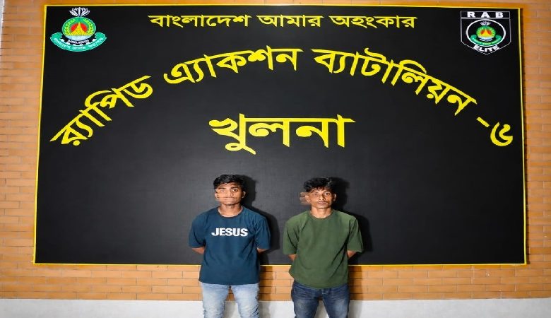 খুলনার আলোচিত মঞ্জুরুল হত্যা মামলার প্রধান দুই আসামি গ্রেপ্তার
